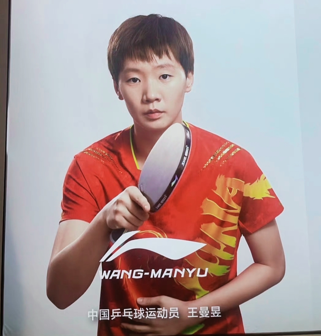 包含球队备战紧张，为国家争光全力拼搏的词条