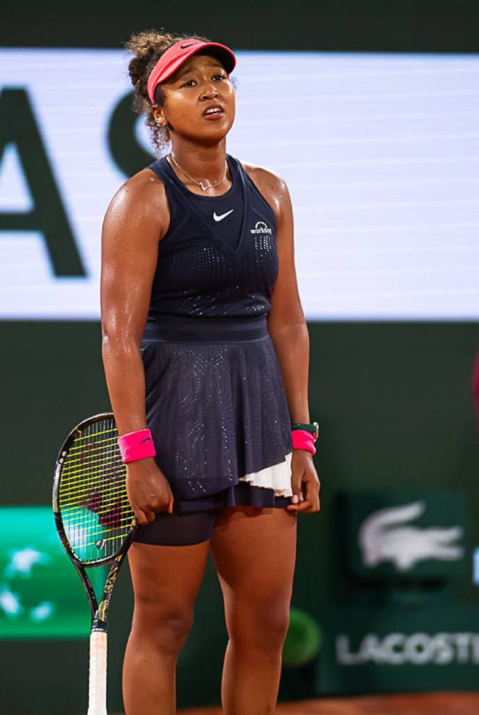 大坂直美回归赛场，挺进下一轮首场状态亮眼，热火观众沸腾！